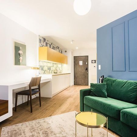 Apartment Old Town Halicka Street By Nearto Kraków Exteriör bild